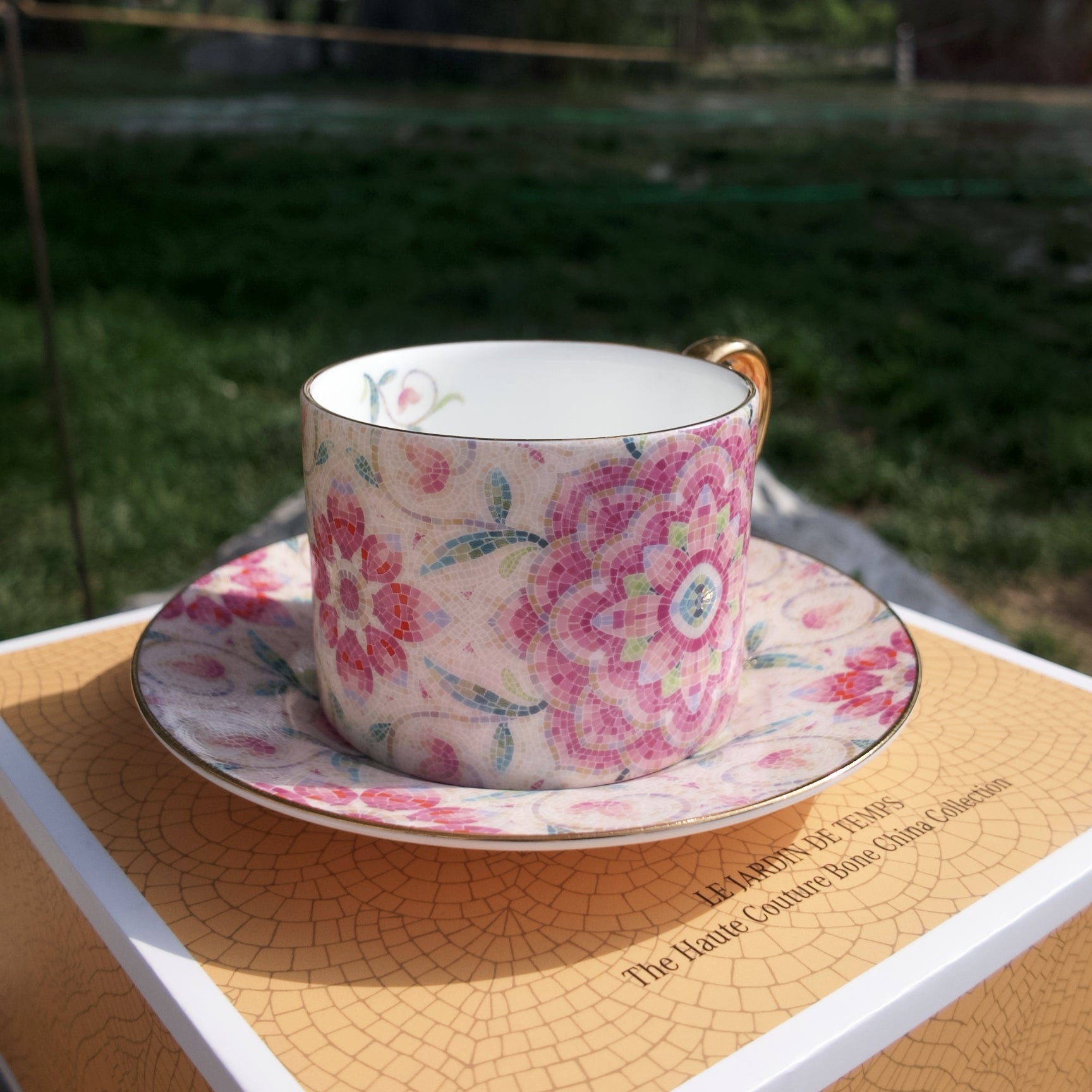 LE JARDIN DE TEMPS The Haute Couture Bone China, Coffee Cup & Saucer, 9.47 fl.oz. 280ml