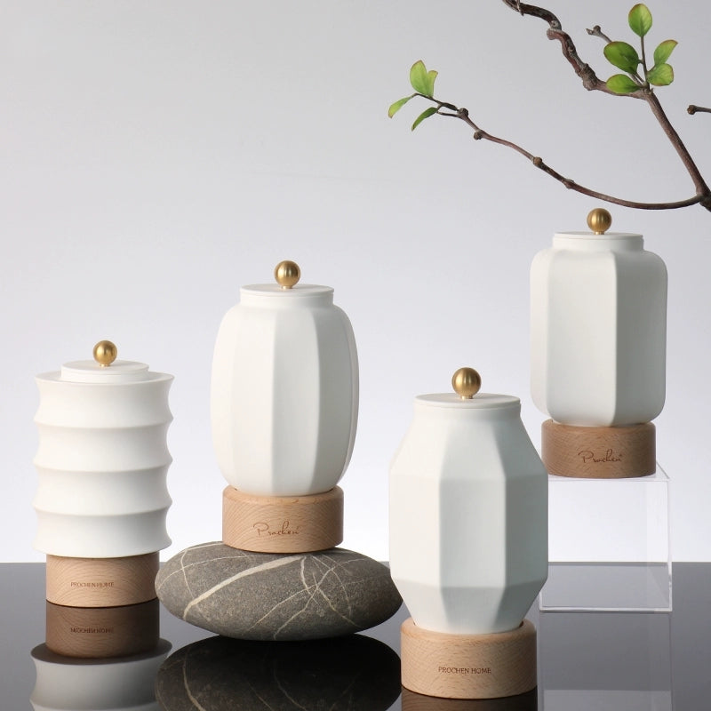 骨瓷香氛蠟燭燈，共有4種香味可選