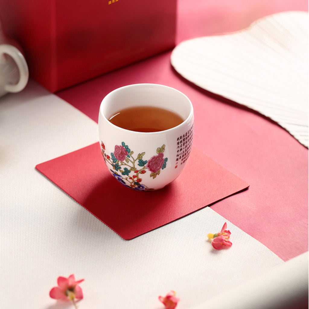 Famille Rose Chicken Cup with Calligraphy, 3.38 fl.oz. 100mL