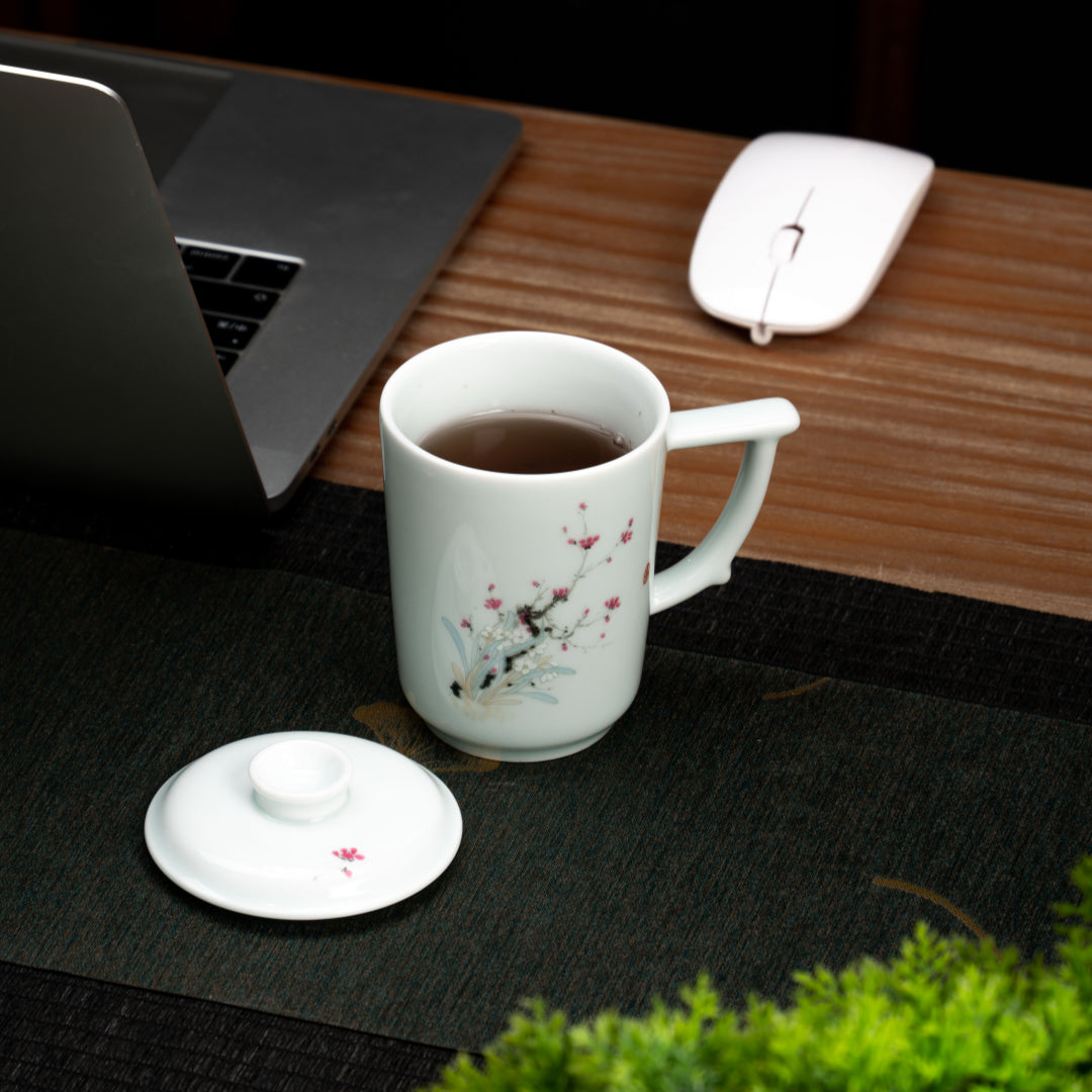 Ethereal Flora Qingbai Porcelain Mug with Lid, 8.79 fl.oz. 260mL
