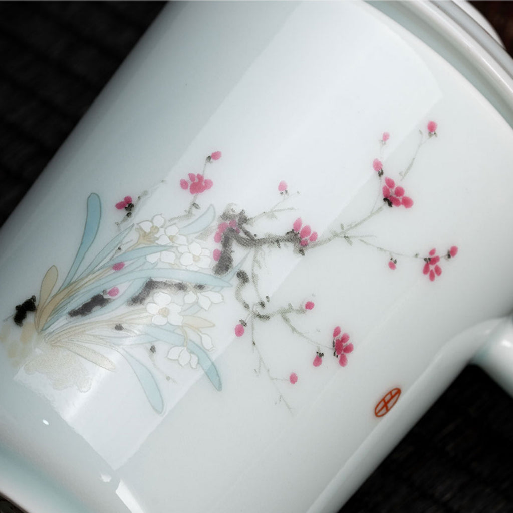 Ethereal Flora Qingbai Porcelain Mug with Lid, 8.79 fl.oz. 260mL
