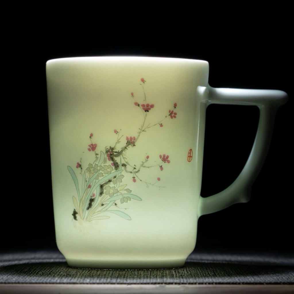 Ethereal Flora Qingbai Porcelain Mug with Lid, 8.79 fl.oz. 260mL