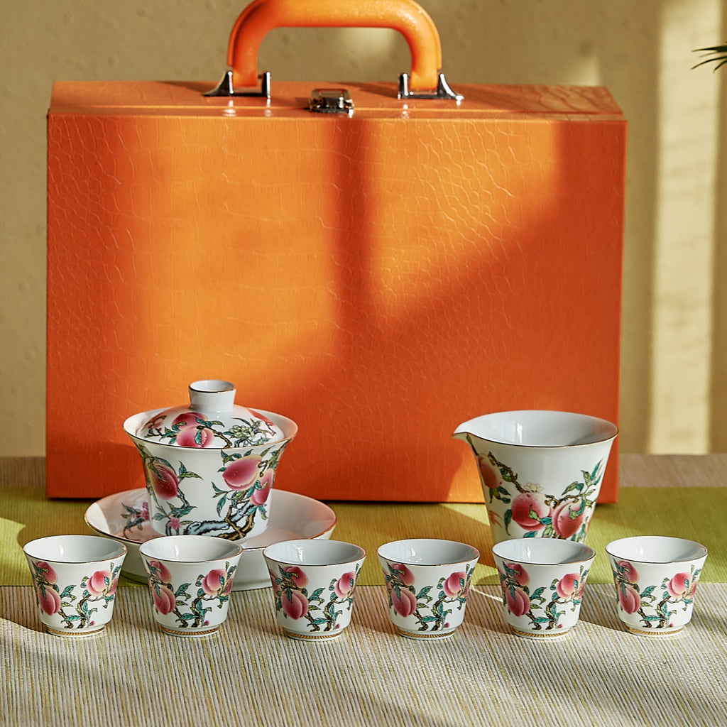 九桃吉祥九件組陶瓷茶具，六人份